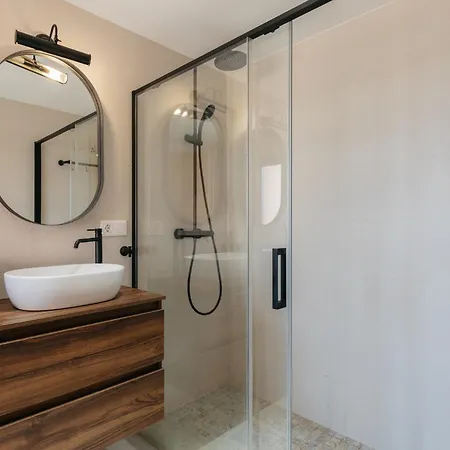 Piscina & Espacio & Confort Entre Playa Y Montana Holiday home