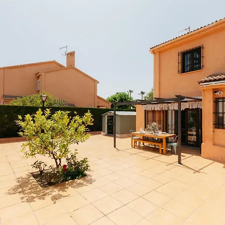 Holiday home Piscina & Espacio & Confort Entre Playa Y Montana *