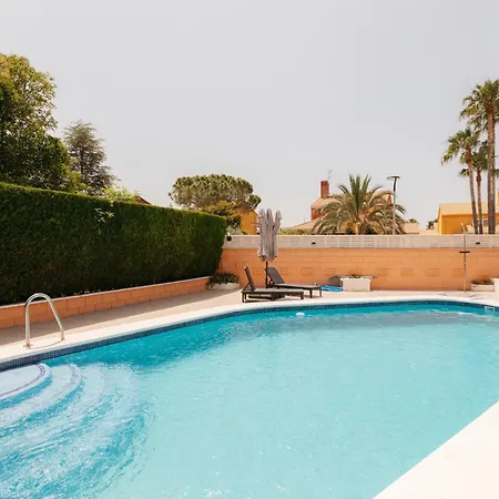 Piscina & Espacio & Confort Entre Playa Y Montana Holiday home Pla del Pou